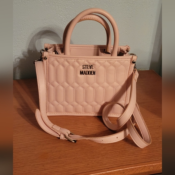 Steve Madden Handbags - Steve Madden Binko Pink Quilted Women's Bag